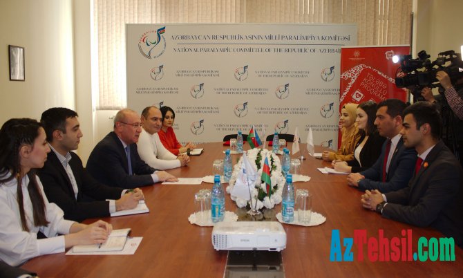 Milli Paralimpiya Komitəsi ilə “Bir” Tələbə-Könüllü Proqramı arasında anlaşma memorandumu imzalanıb
