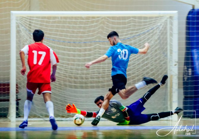 Ali təhsil müəssisələrinin tələbələri arasında futzal üzrə Azərbaycan Tələbə Liqasının 2024/2025 mövsümündə II dövrənin ilk oyunları keçirilib.