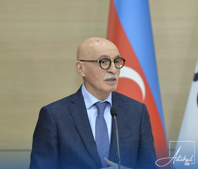 Müasir elmdə uğur qazanmaq üçün təkcə bilik kifayət etmir, eyni zamanda, müxtəlif bacarıqlara və istedada sahib olmaq da vacibdir