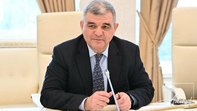 “Birinci sinifdə bir şagird olsa belə, ona ayrıca müəllim dərs deməlidir”