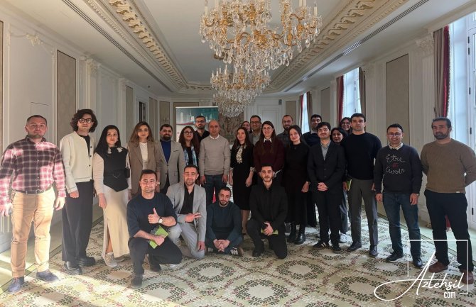 Emin Əmrullayev Fransa və digər Qərbi Avropa ölkələrində təhsil alan azərbaycanlı doktorantlarla görüşüb