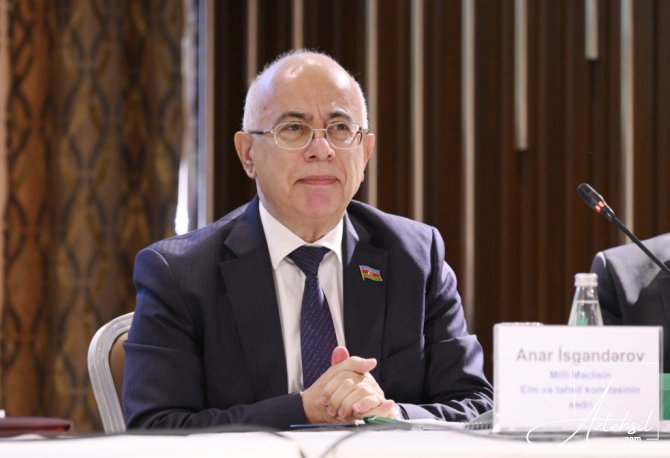 Müəllimlərin sertifikasiyası 3 ildən bir keçirilə bilər? - Komitə sədrindən CAVAB