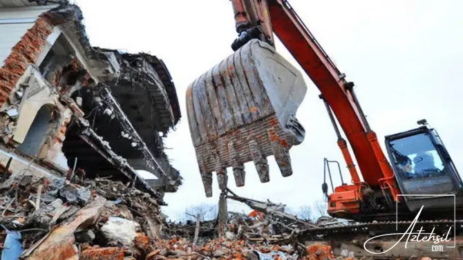 Azərbaycanda universitet binası SÖKÜLÜR