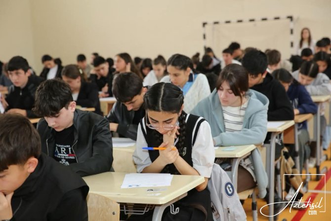 “Əlaçı” intellektual oyununun 21-ci mövsümünün seçim turu baş tutub