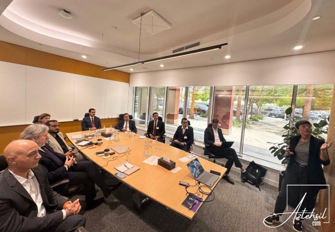 “Microsoft” İnnovasiya Mərkəzində TƏQDİMAT