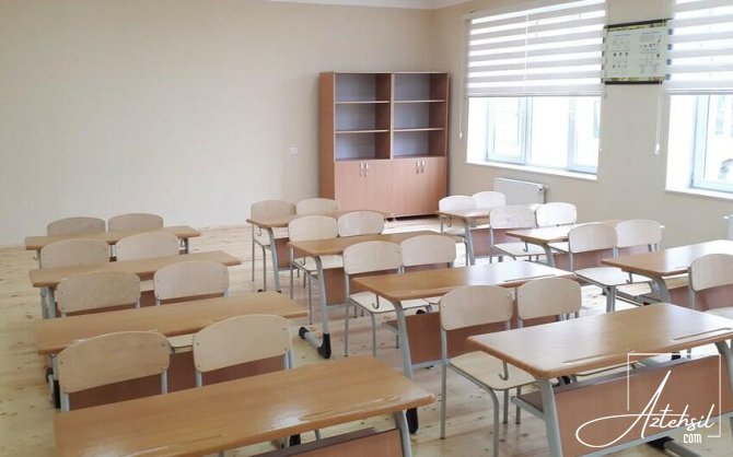 Bir ildə 64 məktəb bağlanıb