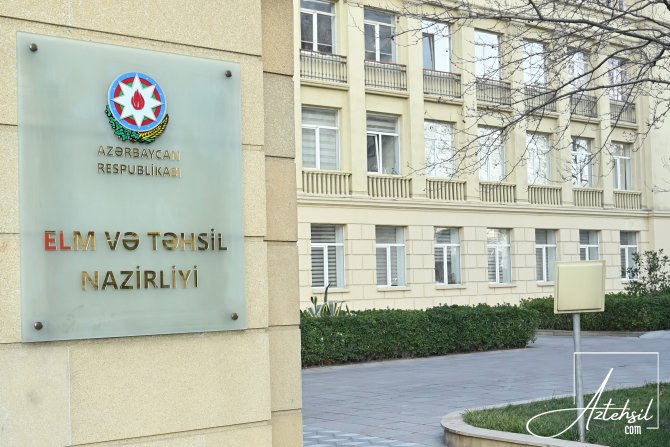 Bugün müəllimlər məzuniyyətə buraxıldılar