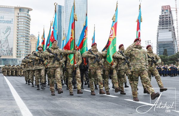 Kollec tələbələrinin hərbi xidmətə çağırış problemi