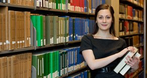 Məktəblərdə kitabxanaçı vəzifəsinə müsahibə mərhələsi başlayır