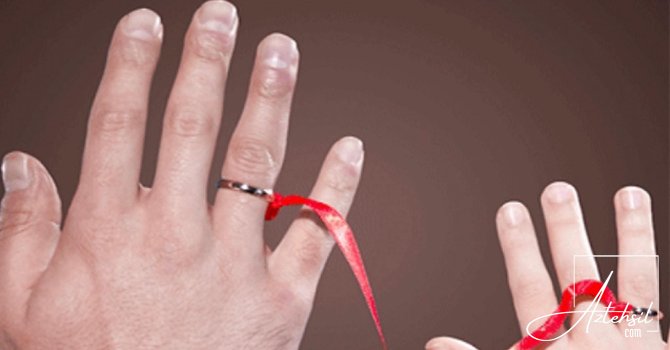 Məktəbli qız nişanlanıb