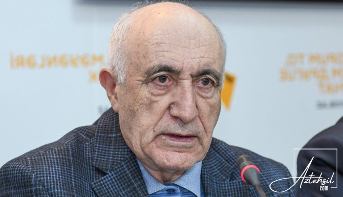 "Tanınmış elm adamından ittiham"