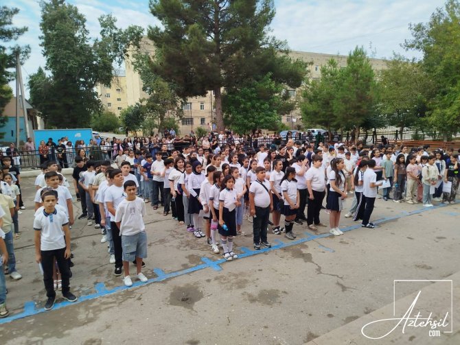 Lisey siniflərinə qəbul imtahanı KEÇİRİLİB