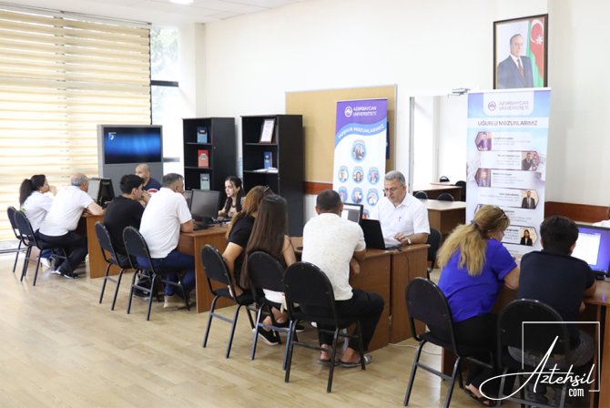 700-dən çox abituriyent və subbakalavr müraciət edib