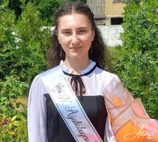 Evdə təhsilə cəlb olunan , şagird universitetə daxil olub