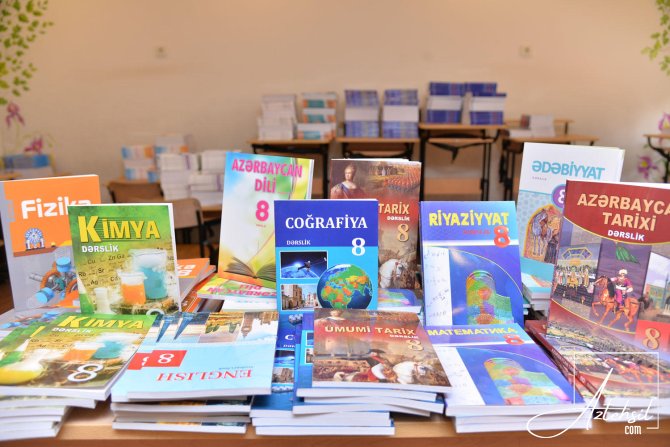 Bu il yeni dərsliklər istifadəyə veriləcək