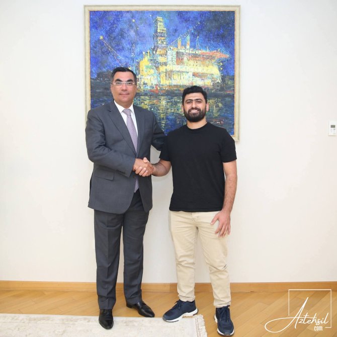 BANM məzunu Edinburq Universitetində təlimçi olub