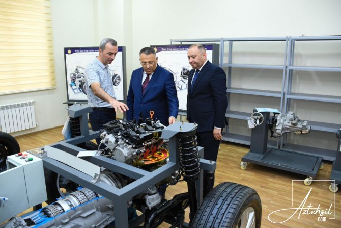 İğdır Universitetinin rektoru ADAU-da olub