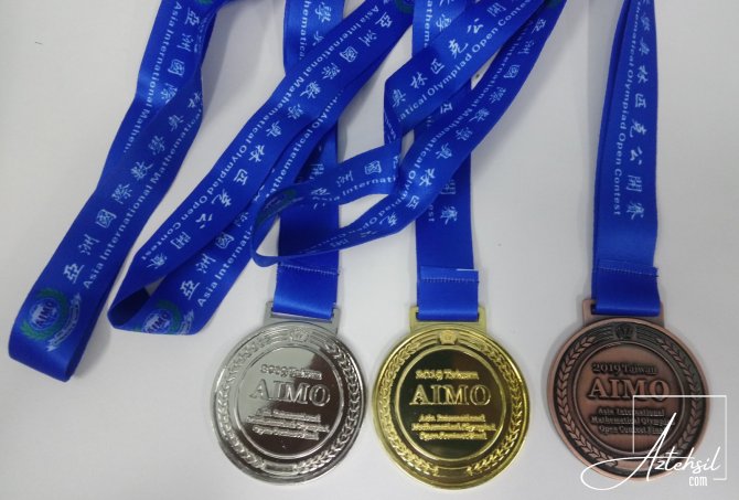 Şagirdlərimiz olimpiadalarda 50 medal QAZANIB