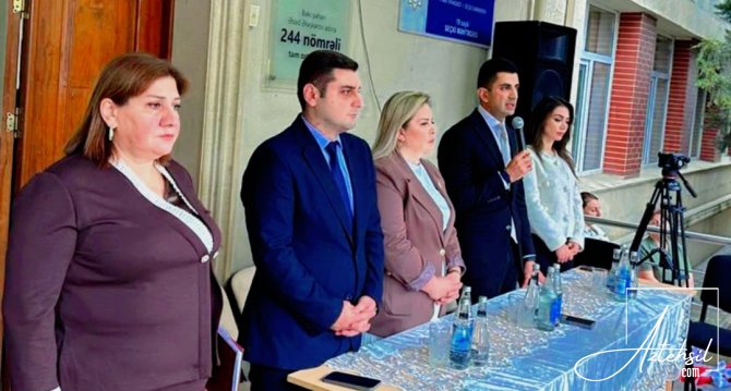 Paytaxt məktəblərində Bilik Günü qeyd olunub