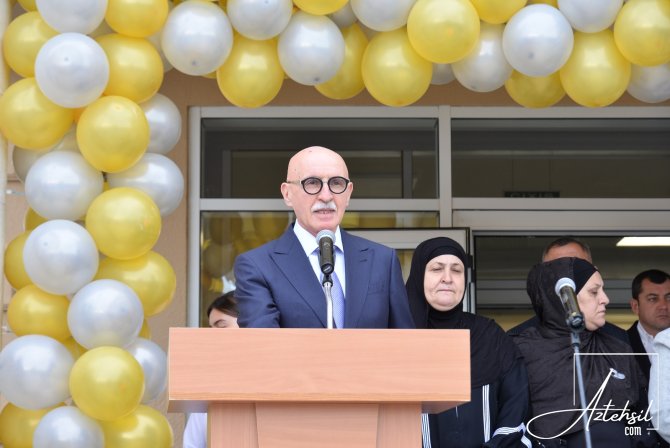 Nazirlik rəsmiləri Bilik Günü tədbirlərində