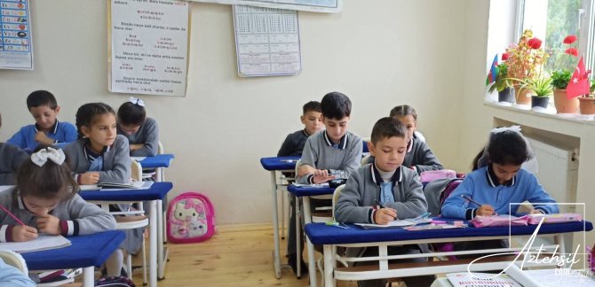 Orta məktəbdə yol hərəkəti qaydaları necə öyrədilir ?