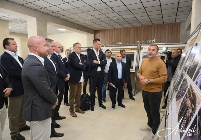 Dünya səyyahları Qarabağ Universitetində