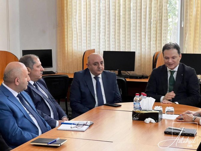 Yeni kollec direktoru kollektivə təqdim olunub