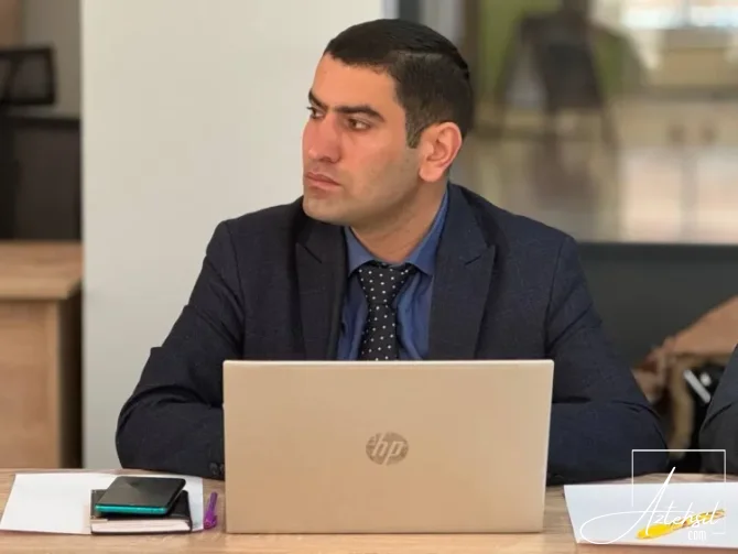 “İbtidai siniflərdə uşaqlar 5-7-ci sinif səviyyəsində dərslərlə yüklənir”