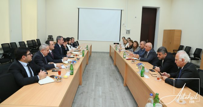 “Elm və təhsilə birgə baxış” layihəsi çərçivəsində Türkiyə-Azərbaycan Universitetində görüş keçirilib