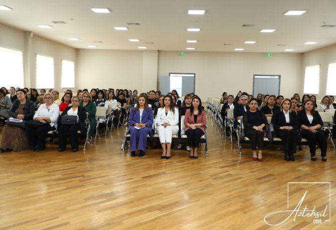 Bakıdakı bağça müdirlərini bir araya TOPLADILAR