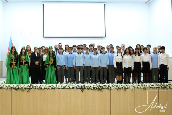 Bakıda yeni lisey AÇILIB