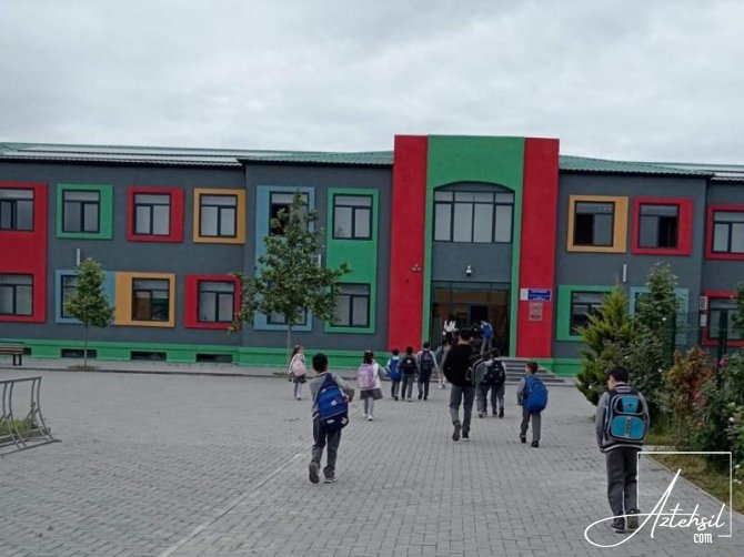 Azad edilmiş rayonlarda 3500 şagird təhsil alır