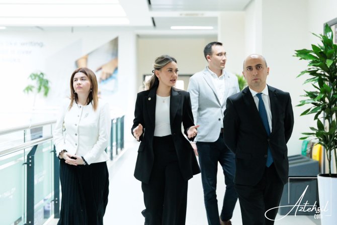 Cənab Nazir  QS prezidenti ilə görüşüb