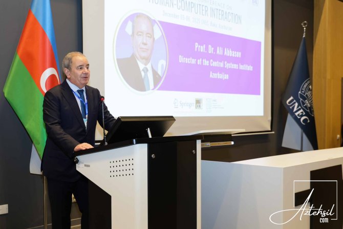 UNEC-də Beynəlxalq Avrasiya konfransı keçirilib